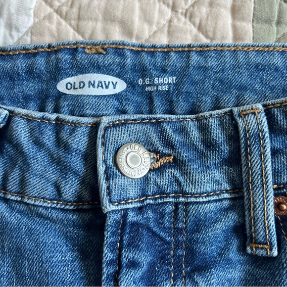 NWT Old Navy Women's Blue Denim Shorts OG High Rise Shorts Size 8 - Picture 7 of 7